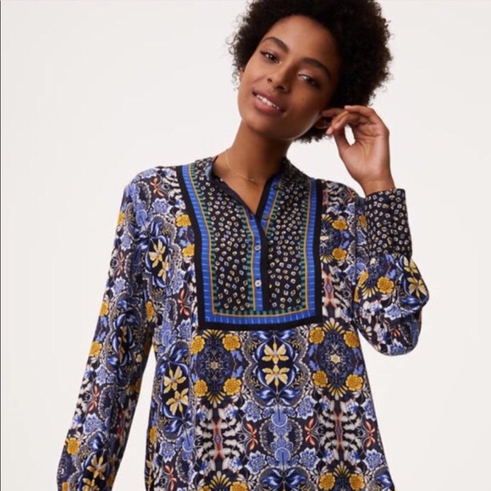 Floral Printed Long-Sleeve Tunic Top in Navy and Yellow